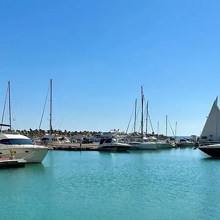 In The Port Of Fuentes Апартаменты