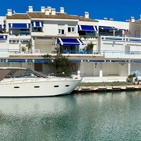 In The Port Of Fuentes * Alcoceber